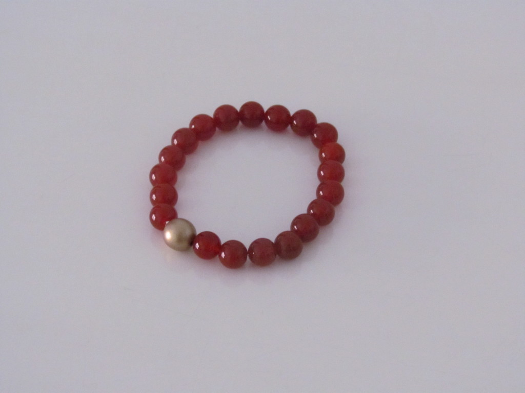 Red agate bracelet www.portugalarts.com